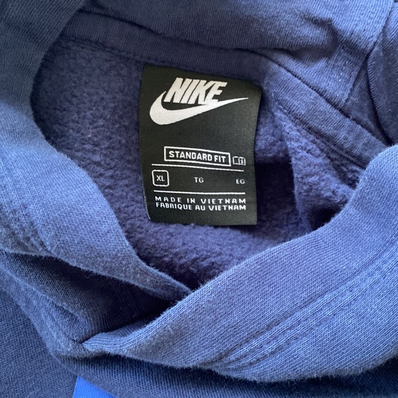 Nike Boys Navy Logo Sweatshirt - Picture 3 of 6
